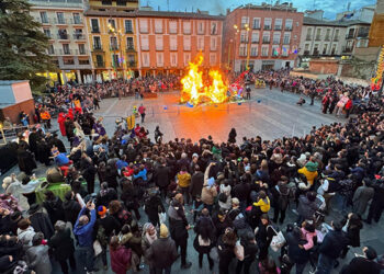 El Entierro de la Sardina y la sardinada ponen el broche final a un Carnaval 2024 muy participativo en Guadalajara El Entierro de la Sardina y la sardinada ponen el broche final a un Carnaval 2024 muy participativo en Guadalajara