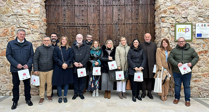 El Gobierno de Castilla-La Mancha promoverá las actividades de Educación Ambiental en la región con 160.000 euros en dos próximas líneas de ayuda 1 El Gobierno de Castilla-La Mancha promoverá las actividades de Educación Ambiental en la región con 160.000 euros en dos próximas líneas de ayuda
