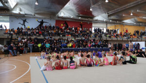 El IV Trofeo Nacional de Gimnasia Rítmica 'Yebes-Valdeluz' congrega a 24 clubes de Castilla-La Mancha, Madrid y Canarias en el Centro Deportivo Municipal de Valdeluz