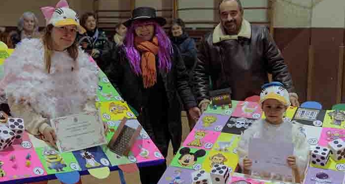 El juego de la oca y unas dulces meriendas seguntinas, mejores disfraces de Carnaval 2024 en Sigüenza 1 El juego de la oca y unas dulces meriendas seguntinas, mejores disfraces de Carnaval 2024