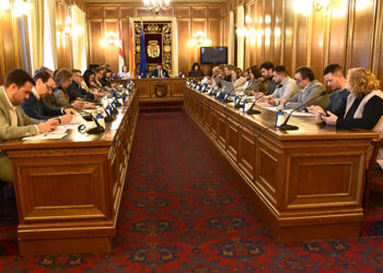 El Pleno de la Diputación de Cuenca aprueba sendas declaraciones institucionales en apoyo a la mujer, la Guarda Civil y las FCSE
