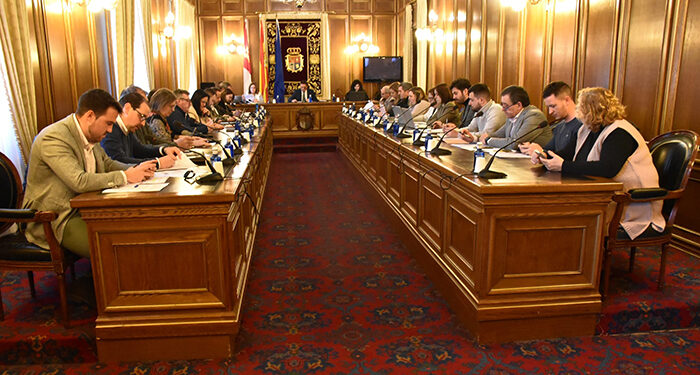 El Pleno de la Diputación de Cuenca aprueba sendas declaraciones institucionales en apoyo a la mujer, la Guarda Civil y las FCSE 1 El Pleno de la Diputación de Cuenca aprueba sendas declaraciones institucionales en apoyo a la mujer, la Guarda Civil y las FCSE