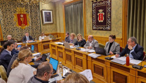 El Pleno del Ayuntamiento de Cuenca aprueba la modificación de la plantilla del Ayuntamiento dotando plazas de inspector y subinspector de Policía, oficial de Obras y técnico de Obras