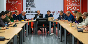El PSOE de Guadalajara ratifica por unanimidad que Miguel Óscar Aparicio sea el candidato socialista para asumir la Alcaldía del Ayuntamiento de Azuqueca