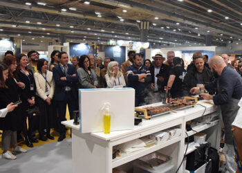 La Diputación de Cuenca cierra la participación en Madrid Fusión con un incremento del 9,5% de visitantes hasta alcanzar los 23.000 8 La Diputación de Cuenca cierra la participación en Madrid Fusión con un incremento del 9,5% de visitantes hasta alcanzar los 23.000