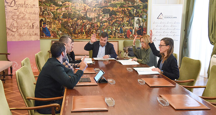 La Diputación de Guadalajara tiene previsto licitar 157 contratos en 2024, con un coste estimado de 22,7 millones de euros 1 La Diputación de Guadalajara tiene previsto licitar 157 contratos en 2024, con un coste estimado de 22,7 millones de euros