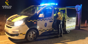 La Guardia Civil de Guadalajara intercepta, en dos días, a dos camioneros que conducían (muy) pasados de copas en la A-2