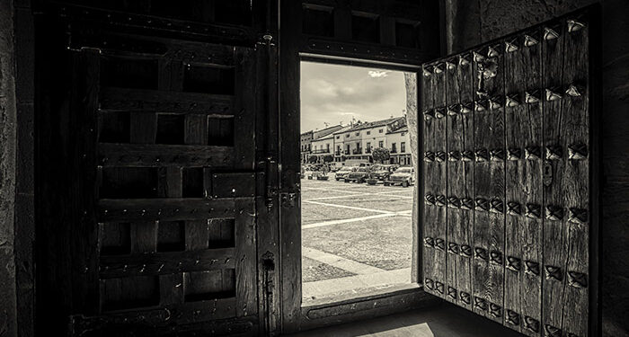 La historia de Cogolludo en siete puertas 1 La historia de Cogolludo en siete puertas