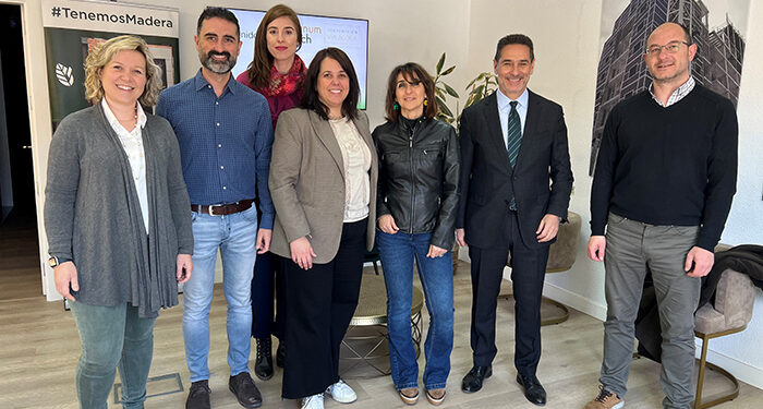 La Junta destaca el valor de la madera como estrategia para la reducción de la huella de carbono