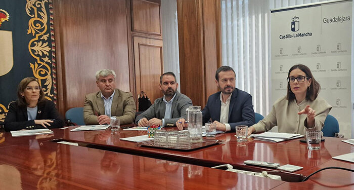 La Junta presenta al Ayuntamiento de Guadalajara los avances de la instalación de la Ciudad del Cine en el Fuerte de San Francisco