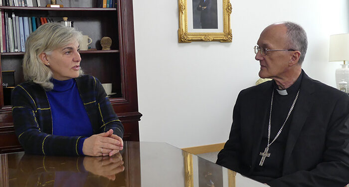 La subdelegada del Gobierno en Guadalajara se reúne con el obispo