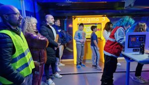 Más de 600 escolares de Cuenca aprenden normas básicas para prevenir siniestros de tráfico y lesiones en el hogar