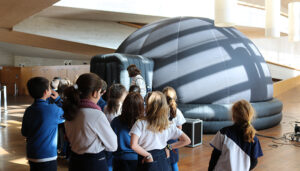 Más de una decena de colegios participan en la primera edición de Divulgaciencia