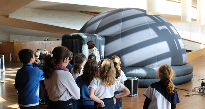 Más de una decena de colegios participan en la primera edición de Divulgaciencia