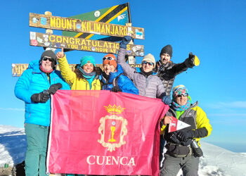 Miguel Ángel Rubio y su equipo de expedición cumplen el reto de ascender al Kilimanjaro: “Ahora está en manos de la gente terminarlo” 1 Miguel Ángel Rubio y su equipo de expedición cumplen el reto de ascender al Kilimanjaro “ahora está en manos de la gente terminarlo”