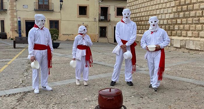 Presentado el calendario de iniciativas serranas en el el II Encuentro Etnológico de Cogolludo