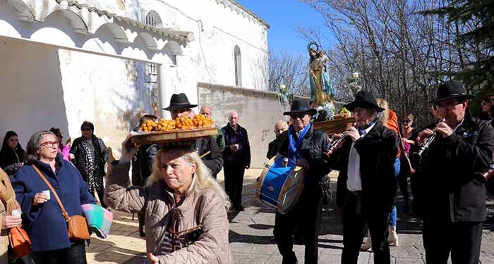 Tabladillo celebra su fiesta patronal de la Virgen de las Candelas