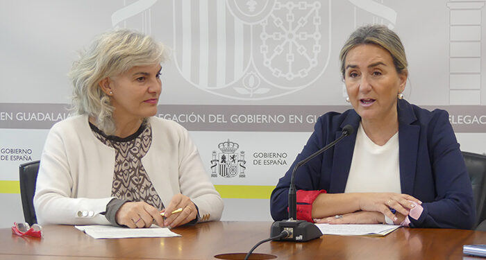 Tolón: “Las cifras hablan de la consistencia y del compromiso del Gobierno por la gente, por Castilla-La Mancha y por Guadalajara” 1 Tolón “Las cifras hablan de la consistencia y del compromiso del Gobierno por la gente, por Castilla-La Mancha y por Guadalajara”