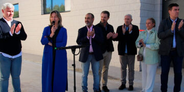 Inaugurado el nuevo salón multiusos de Usanos
