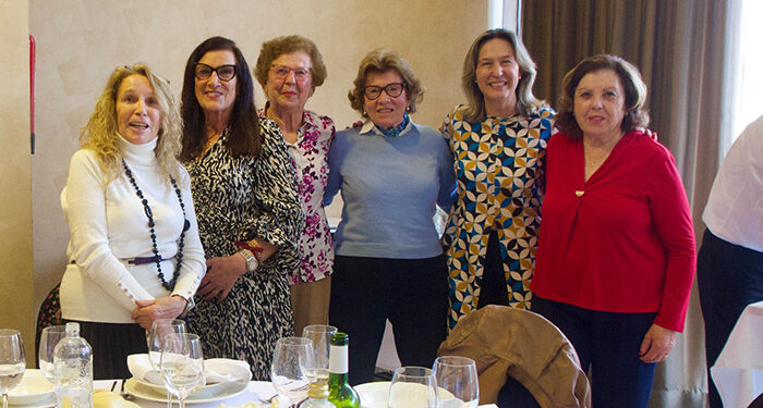 Ana Guarinos clausura la asamblea de la Federación Alcarreña de Jubilados