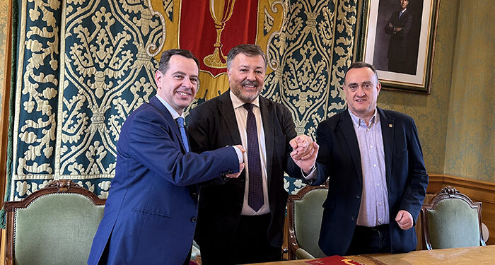 Ayuntamiento de Cuenca y Junta de Cofradías ratifican el convenio de colaboración para el desarrollo de la Semana Santa 1 Ayuntamiento y Junta de Cofradías ratifican el convenio de colaboración para el desarrollo de la Semana Santa