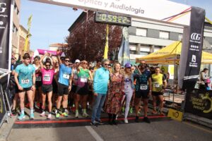 Guarinos da el pistoletazo de salida en la IX Carrera Solidaria de Central Óptica