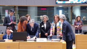 Castilla-La Mancha presenta la posición común de las comunidades autónomas sobre residuos textiles y alimentarios en el Consejo de Ministros de Medio Ambiente de la UE