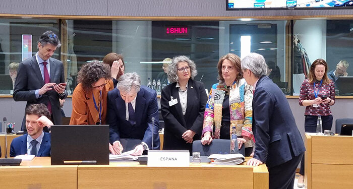 Castilla-La Mancha presenta la posición común de las comunidades autónomas sobre residuos textiles y alimentarios en el Consejo de Ministros de Medio Ambiente de la UE