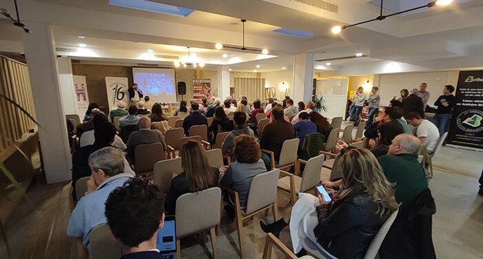 Chapu Apaolaza y sus 'miedos' fueron los protagonistas de la charla taurina organizada por la Asociación '16 de Agosto' 1 Chapu Apaolaza y sus 'miedos' fueron los protagonistas de la charla taurina organizada por la Asociación '16 de Agosto'
