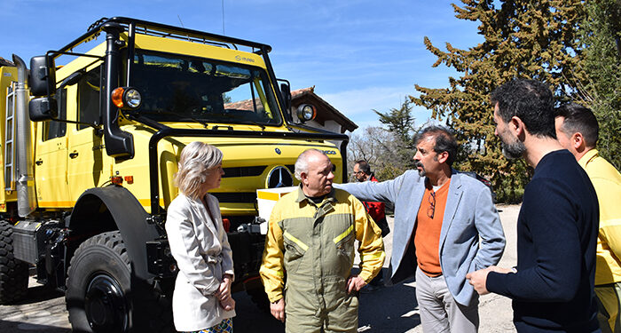 El Gobierno regional incorpora tres nuevos vehículos para la extinción de incendios forestales en la provincia de Cuenca