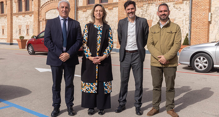 El Mercado de Abastos de Guadalajara vuelve a tener aparcamiento con 25 plazas de zona azul y seis para residentes 1 El Mercado de Abastos de Guadalajara vuelve a tener aparcamiento con 25 plazas de zona azul y seis para residentes