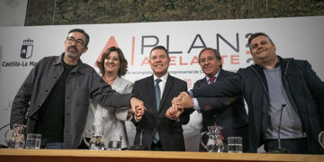 El nuevo Plan Adelante 2024-2027 destina dos de cada tres euros a apoyar la inversión y la financiación de las pymes y autónomos de la región