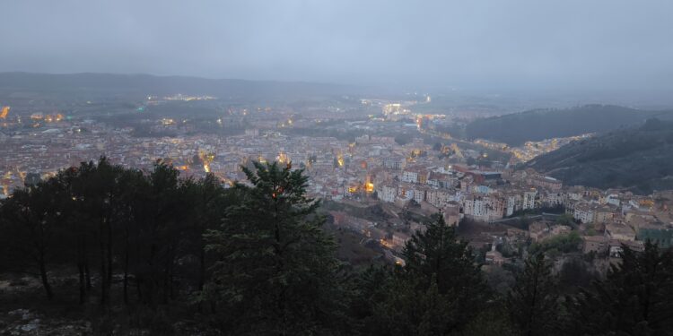 Miércoles Santo de Viento y lluvia a las 20:30 horas en el Cerro del Socorro de Cuenca