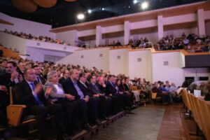 Julián Recuenco abre la Semana Santa 2024 con un Pregón uno y trino, narrado desde la perspectiva del historiador, el nazareno y el cristiano