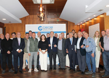 La Junta Directiva de CEOE-Cepyme Guadalajara homenajea a Mariano Pareja
