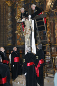 La lluvia impidió la salida de las procesiones del Viernes Santo en Sigüenza