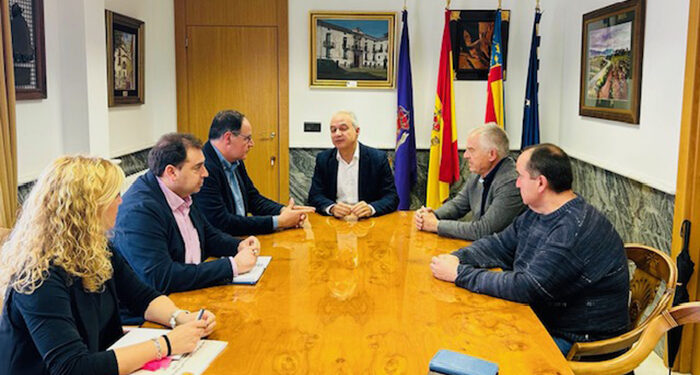 Municipios de Cuenca y Valencia refuerzan su compromiso con el tren y su lucha para impedir el desmantelamiento de la infraestructura 1 Municipios de Cuenca y Valencia refuerzan su compromiso con el tren y su lucha para impedir el desmantelamiento de la infraestructura