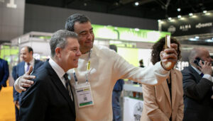 Page destaca la importancia del sector agroalimentario de Castilla-La Mancha que es “el doble que en el conjunto de España”