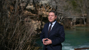 Page reivindica el agua como “el elemento esencial de la vida” y aboga por un uso “correcto y eficiente” de la misma