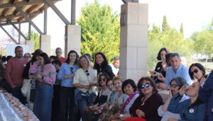 Un centenar de mujeres de toda la provincia conocen la historia de las figuras femeninas de Segóbriga gracias a la Diputación