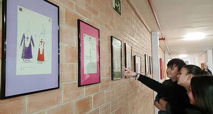 Un total de 18 dibujos nazarenos de Zóbel se muestran en el instituto homónimo en una exposición organizada entre la Junta de Cofradías y el propio centro 1 Un total de 18 dibujos nazarenos de Zóbel se muestran en el instituto homónimo en una exposición organizada entre la Junta de Cofradías y el propio centro