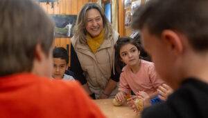 Un total de 360 menores de Guadalajara disfrutan del servicio “Sin cole en la Granja” en contacto con la naturaleza