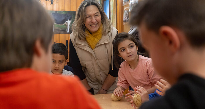 Un total de 360 menores de Guadalajara disfrutan del servicio “Sin cole en la Granja” en contacto con la naturaleza