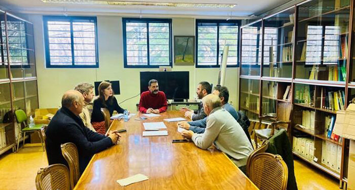 AEMAC y el delegado provincial de Desarrollo Sostenible revisan las necesidades del sector de la madera 1 AEMAC y el delegado provincial de Desarrollo Sostenible revisan las necesidades del sector de la madera