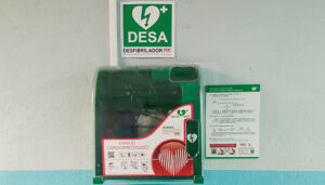 “Cabanillas Cardioprotegida” El Ayuntamiento instala nuevos desfibriladores en los edificios públicos municipales