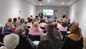 CCOO-Pensionistas y el gerontólogo Miguel Anxo Álvarez ofrecen en Guadalajara “una herramienta útil para contribuir a un envejecimiento activo de nuestros mayores”