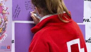 Cruz Roja Juventud y Cruz Roja Española se suman a las conmemoraciones por el 8M con una veintena de actividades en toda la provincia de Cuenca para celebrar la evolución del feminismo