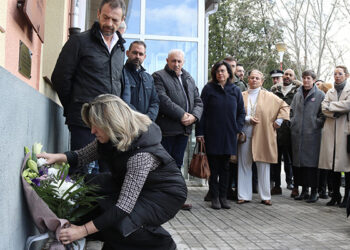 El Ayuntamiento de Guadalajara rinde homenaje a las víctimas del 11M “siempre en nuestro recuerdo” El Ayuntamiento de Guadalajara rinde homenaje a las víctimas del 11M “siempre en nuestro recuerdo”