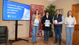 El Ayuntamiento de Tarancón se suma a la campaña de concienciación para el consumo responsable de agua de la Mancomunidad de Aguas El Girasol y Aqualia
