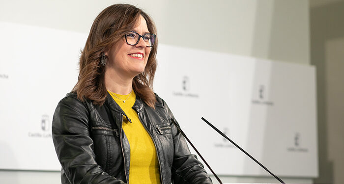 El banco de libros de texto de Castilla-La Mancha supondrá un ahorro cercano a los 200 euros a cada escolar durante el próximo curso 1 El banco de libros de texto de Castilla-La Mancha supondrá un ahorro cercano a los 200 euros a cada escolar durante el próximo curso